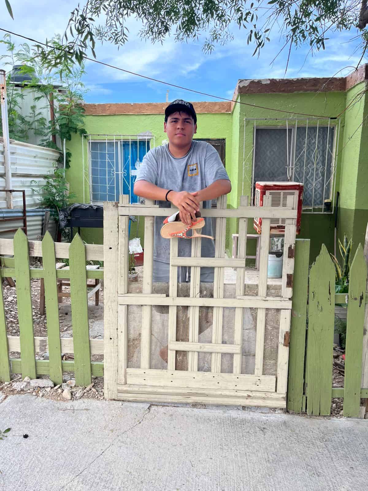 Vecinos de la colonia Cedros exigen atención: 18 años de abandono en la calle Tilo