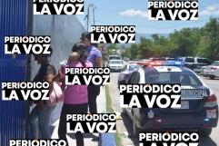 Mujer detenida por patear a bebé en plaza de Monclova