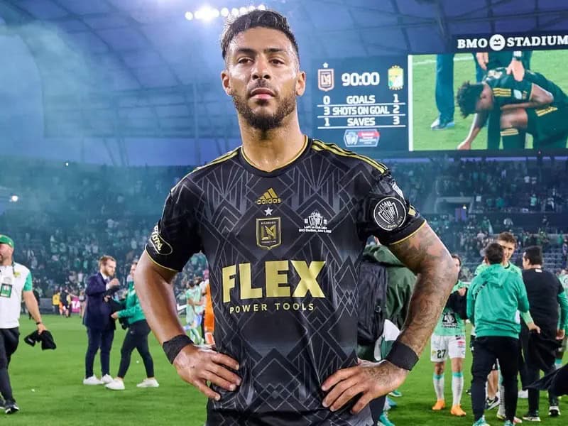 Club América intensifica negociaciones por fichaje de Denis Bouanga
