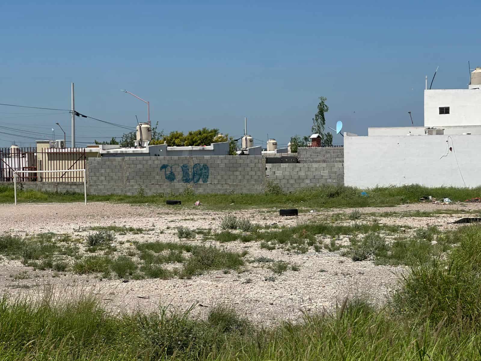 La voz en tu colonia: Vive Villa Real entre basura, baches e inseguridad