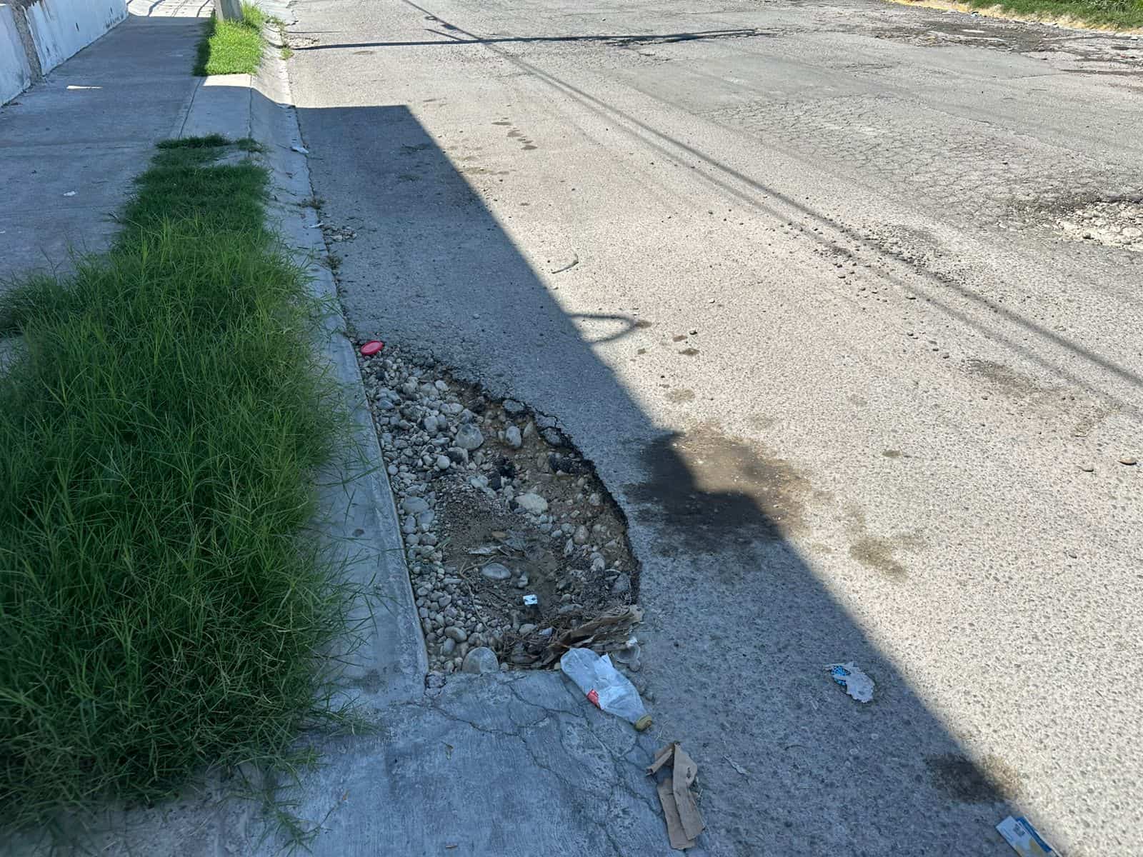 La voz en tu colonia: Vive Villa Real entre basura, baches e inseguridad