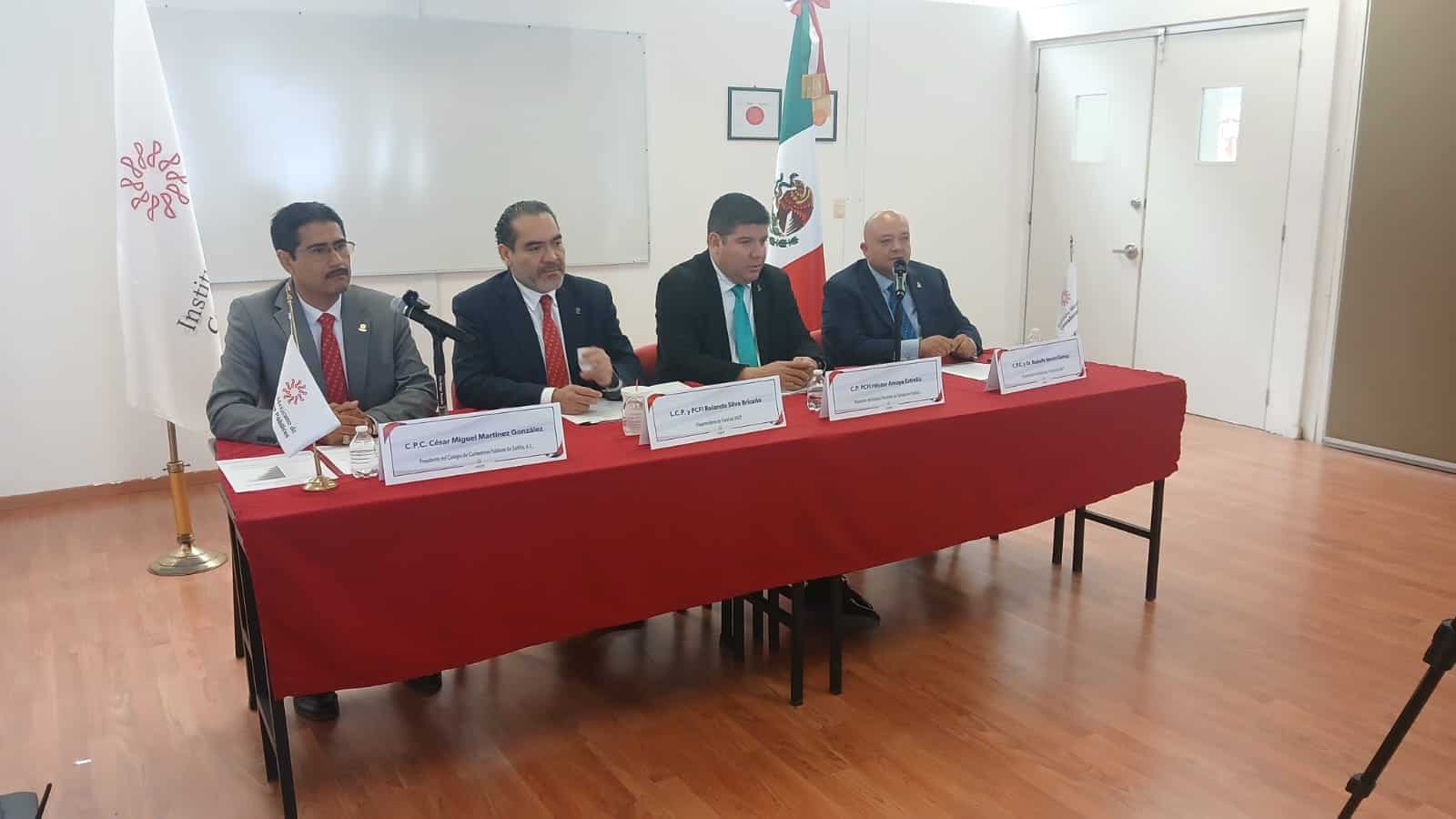Contadores Públicos debaten consecuencias de aranceles de EU en Convención Nacional