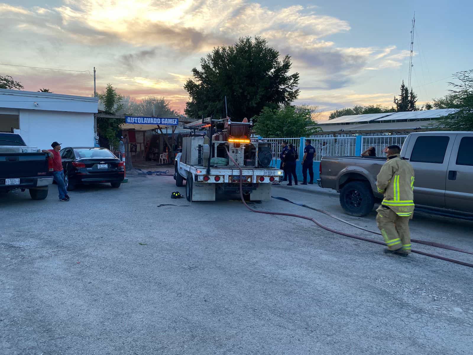 Cortocircuito provoca incendio en vivienda de Ciudad Acuña