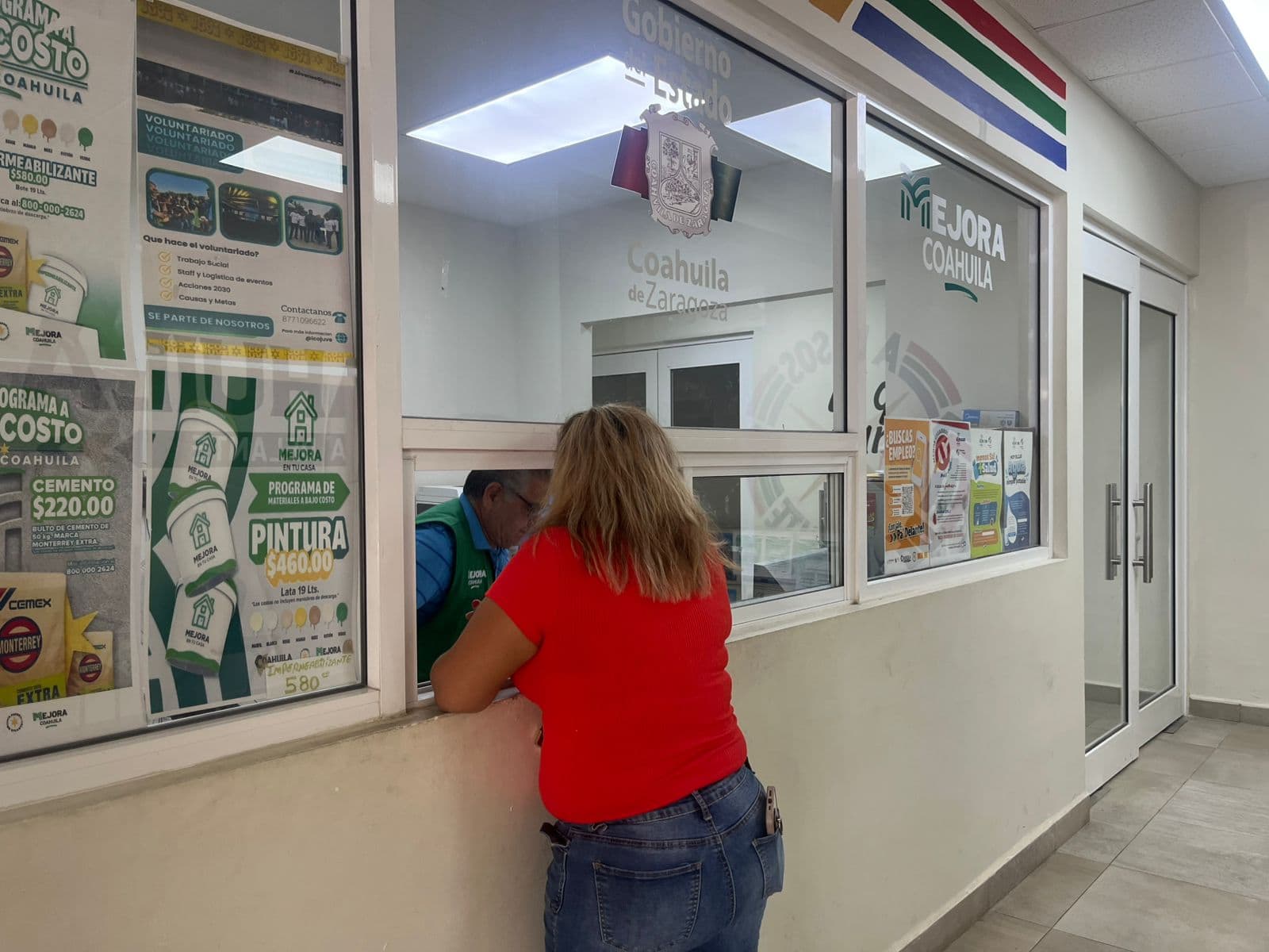 Programa Mejora impulsa el bienestar en Acuña con materiales accesibles para el hogar