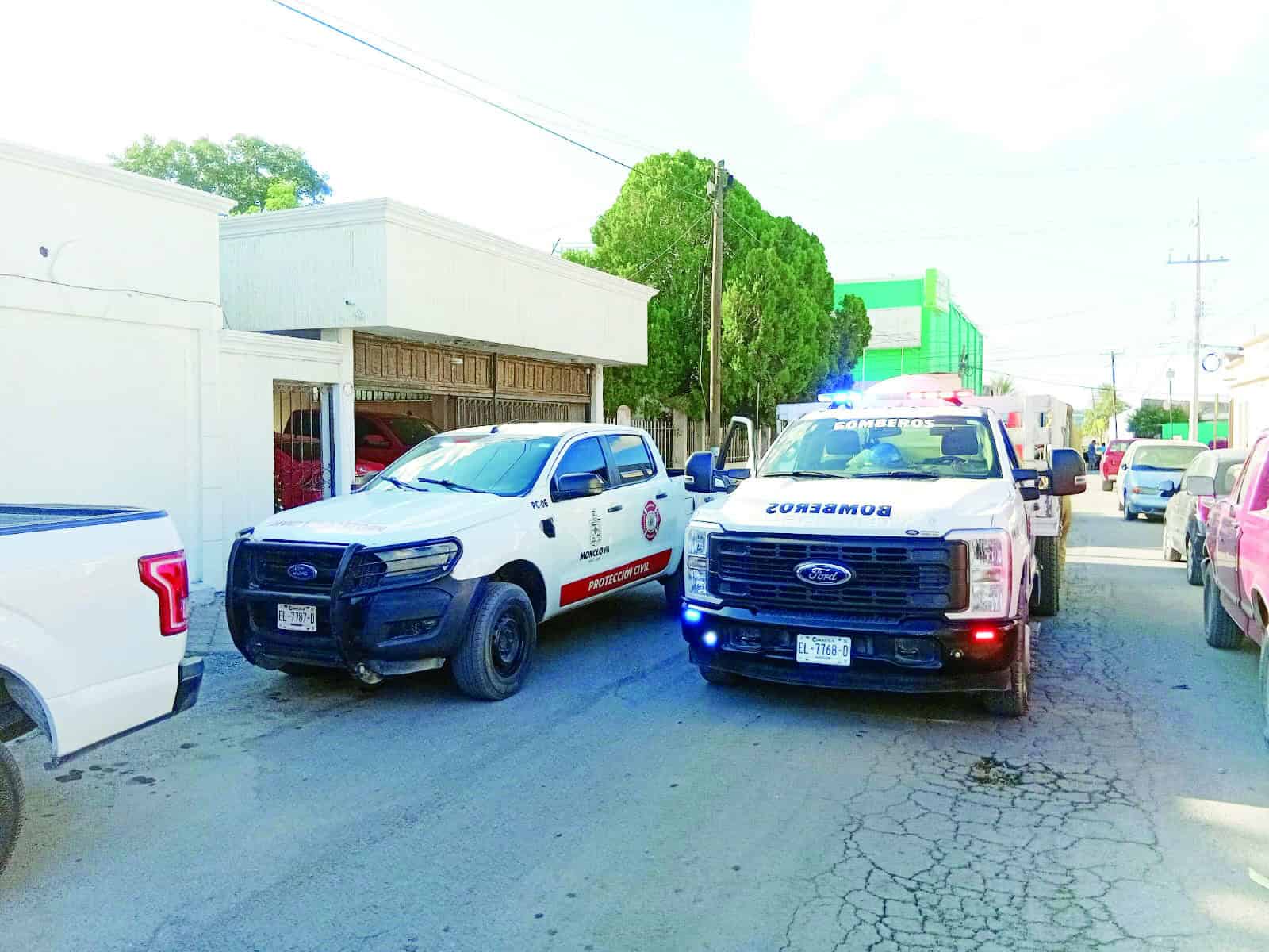 Veladoras encendidas provocan incendio en Monclova