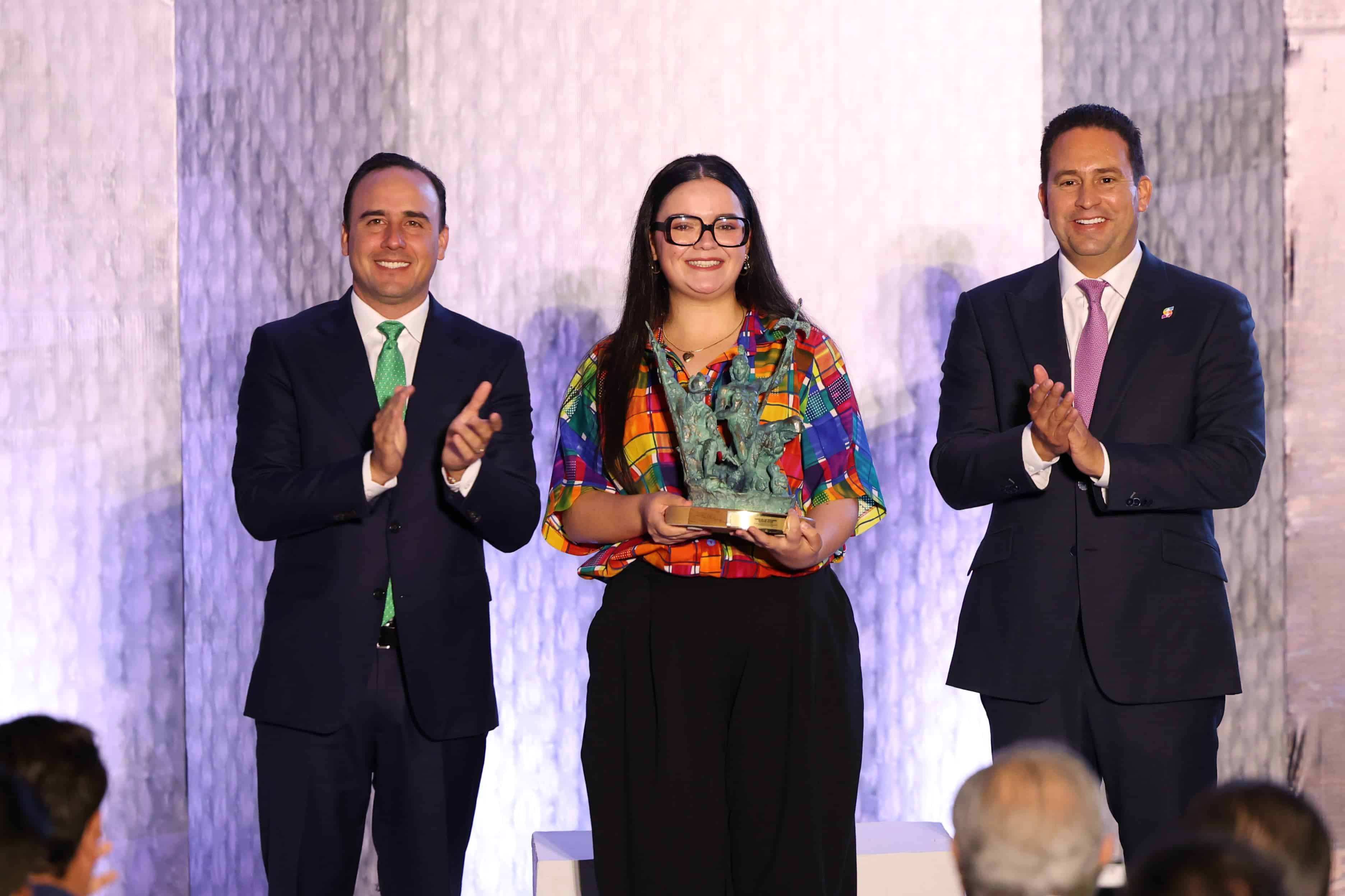 Saltillo reconoce a sus héroes en entrega de la Presea 2025