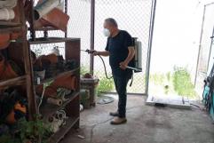 Vecinos apoyan labores contra el dengue en Allende