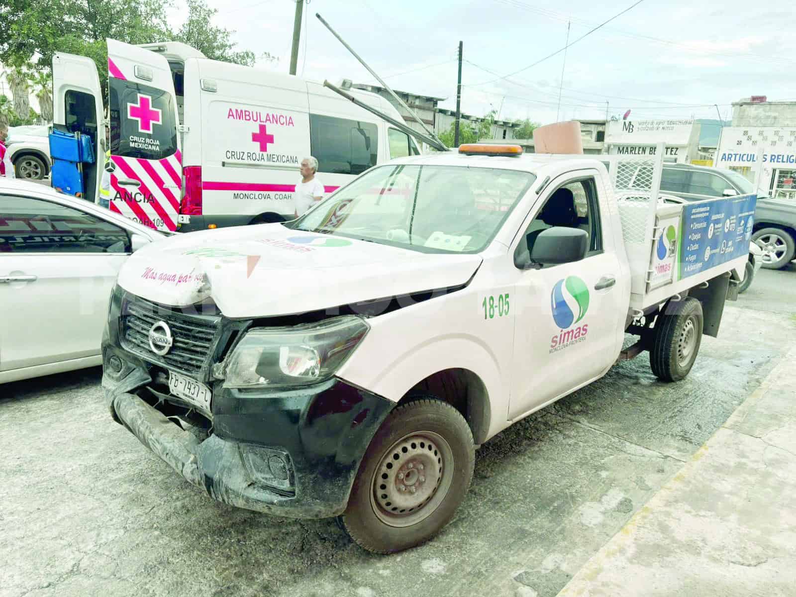 Colisión de Vehículos en Monclova: Camioneta de SIMAS Impacta Taxi