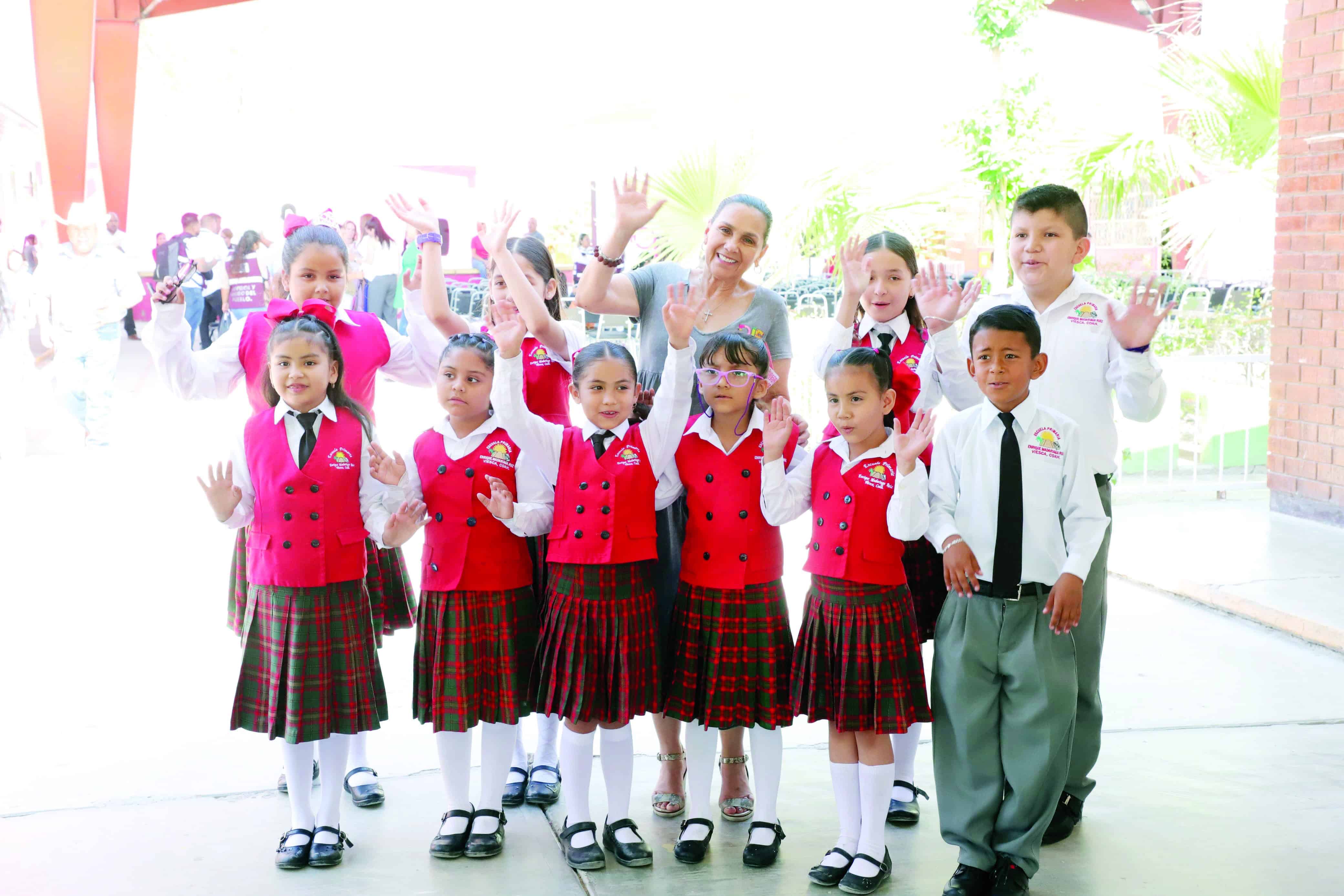 DIF Coahuila y Fundación Ver Bien Mejoran Salud Visual de Niños