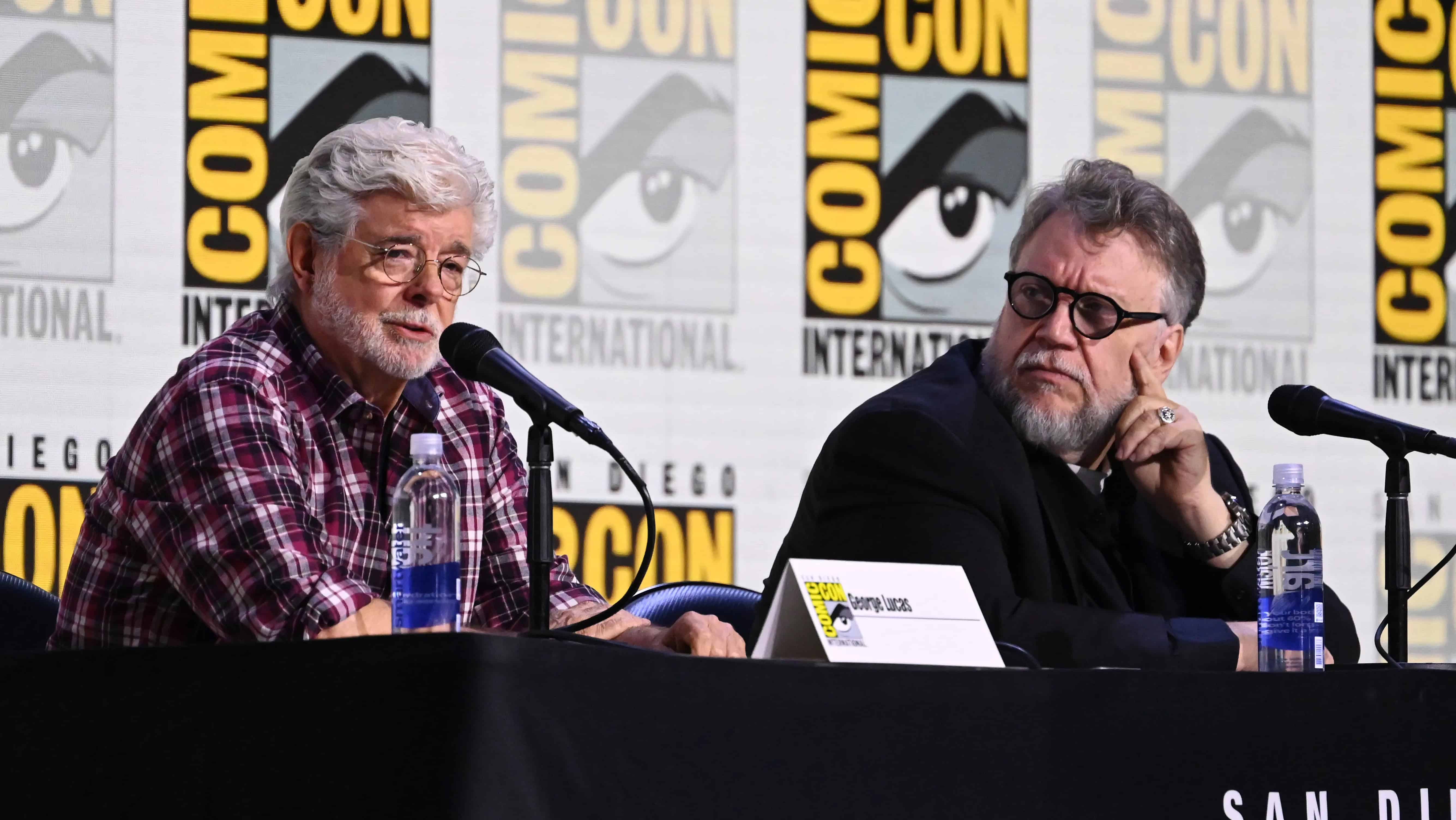 "No puedes hacer arte con una app": Guillermo del Toro defiende la emoción y el conocimiento en la creación artística