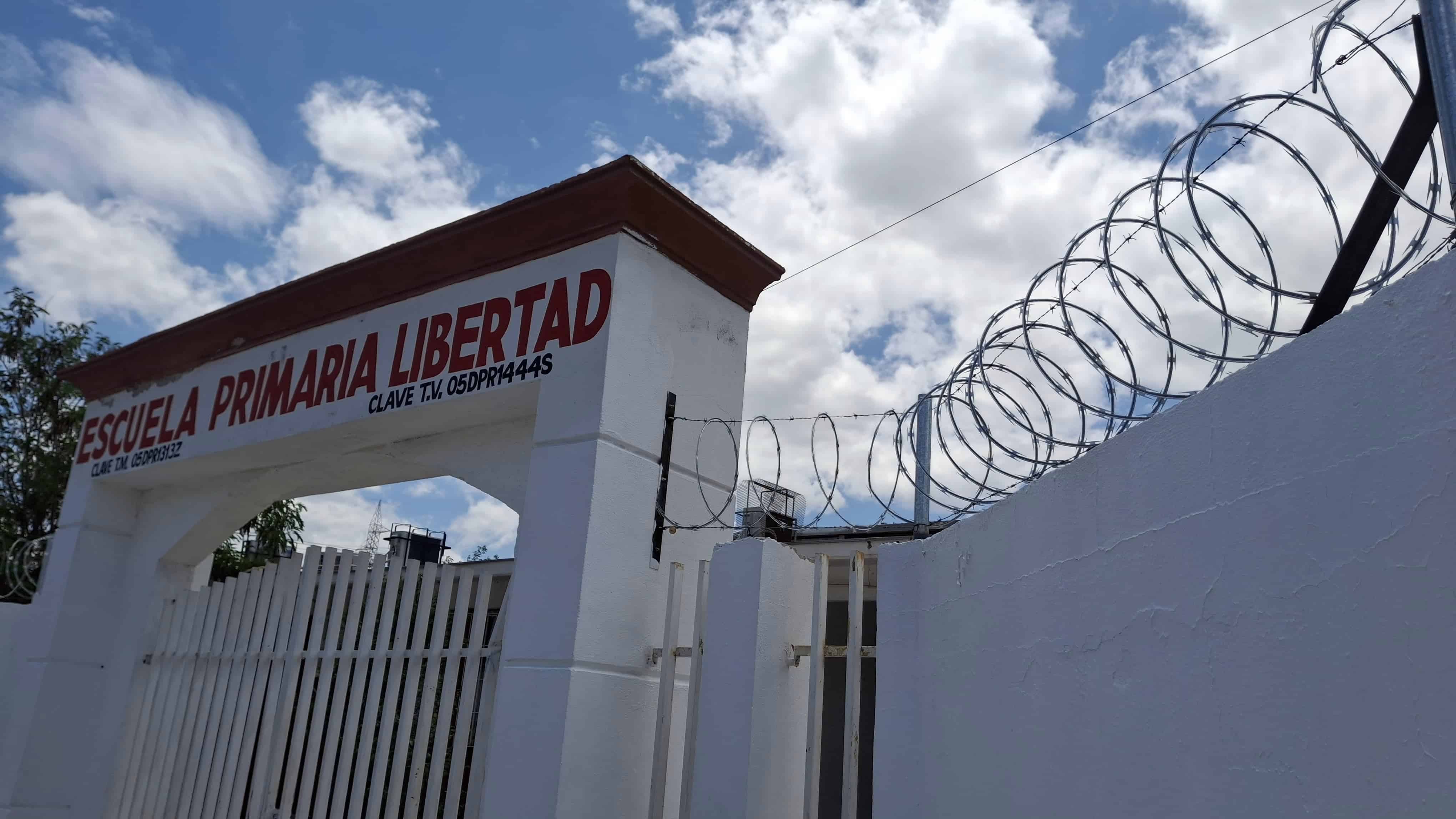 Medidas preventivas en escuelas públicas de Monclova para evitar robos