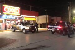 Caen cuatro por violento robo en Oxxo de Los Laureles; dos son menores de edad
