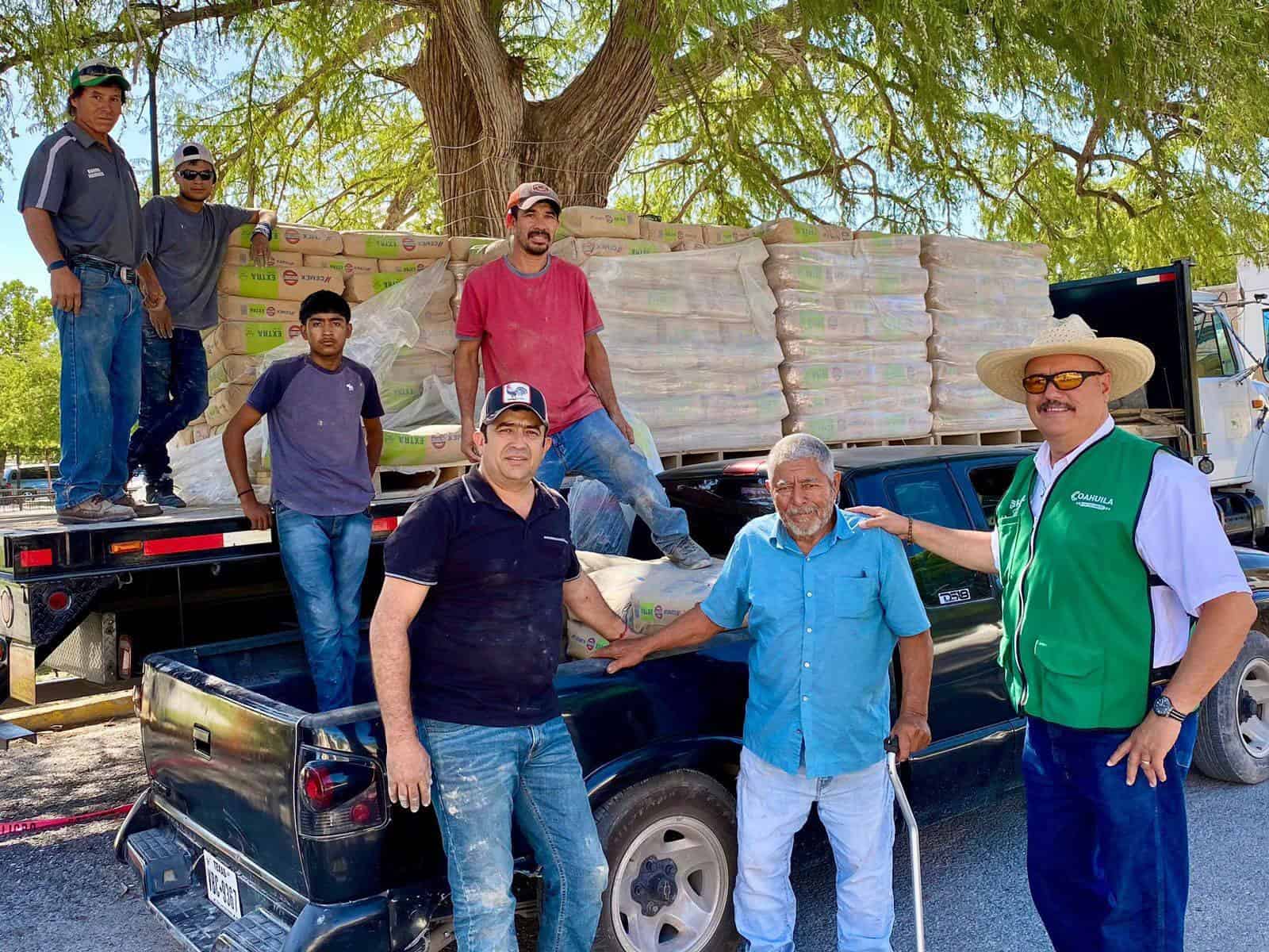 Entrega de cemento a bajo costo en Villa Unión beneficia hogares