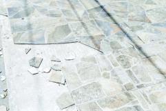 Regidor de Obras Públicas revisa banquetas del Centro