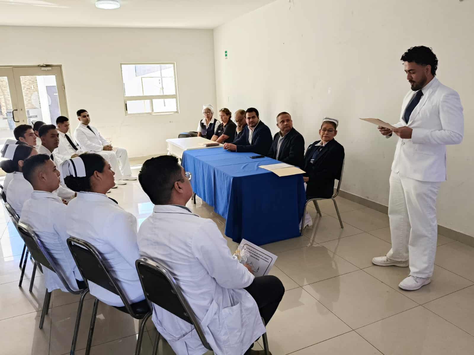 En Sabinas  Sector Salud entrega cartas de liberación de Servicio Social