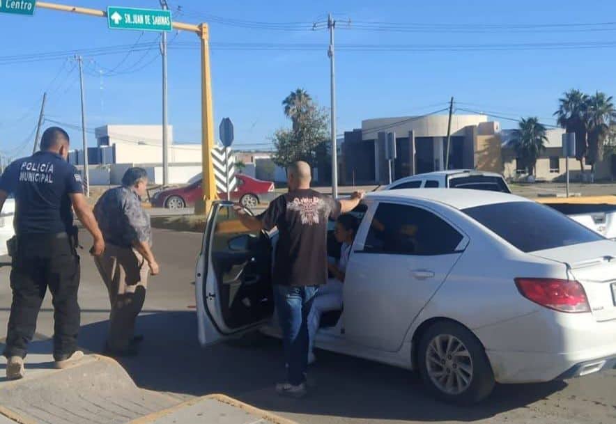 Accidente Vehicular en Avenida Juárez Moviliza Autoridades