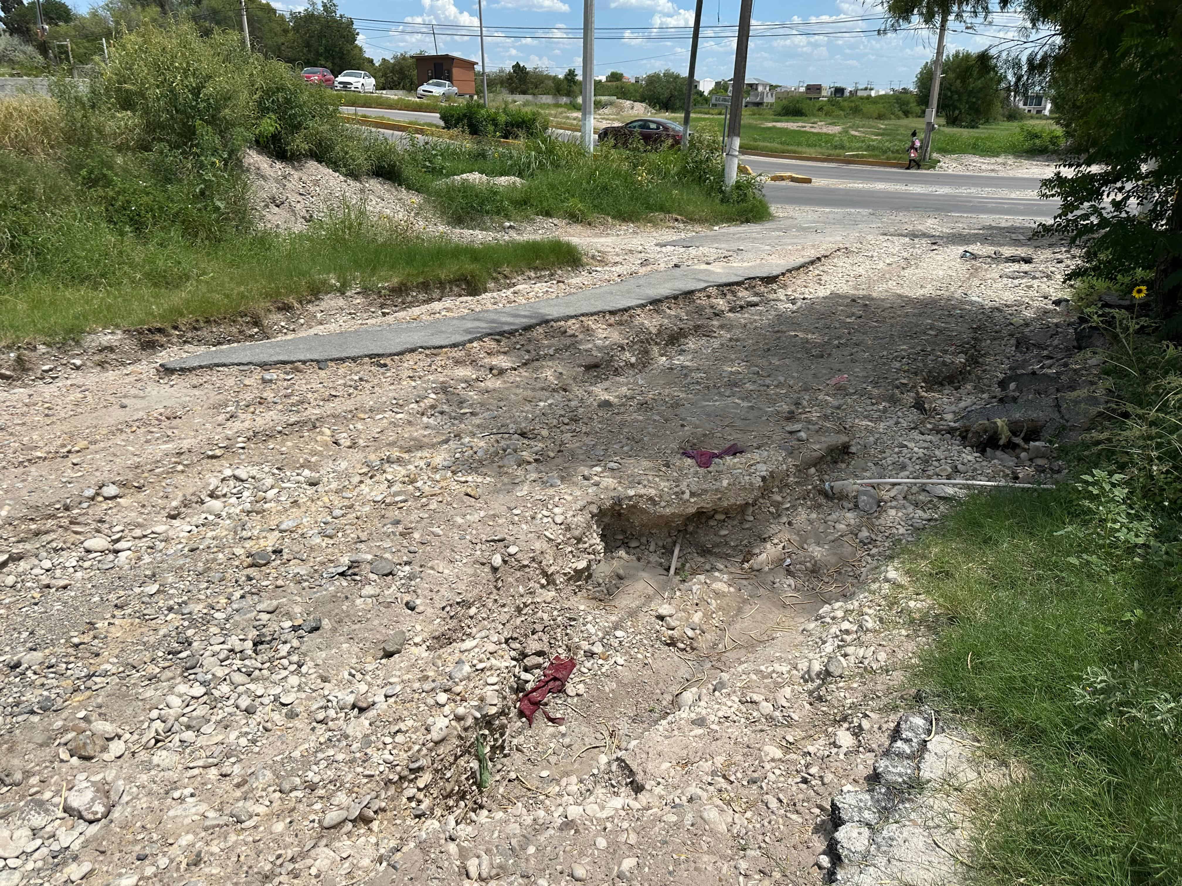 Colapsa calle Álamo; omisión municipal agrava años de abandono