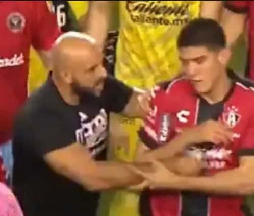 Guardaespaldas de Messi agrede a jugador del Atlas en pleno campo tras tensa victoria en Leagues Cup