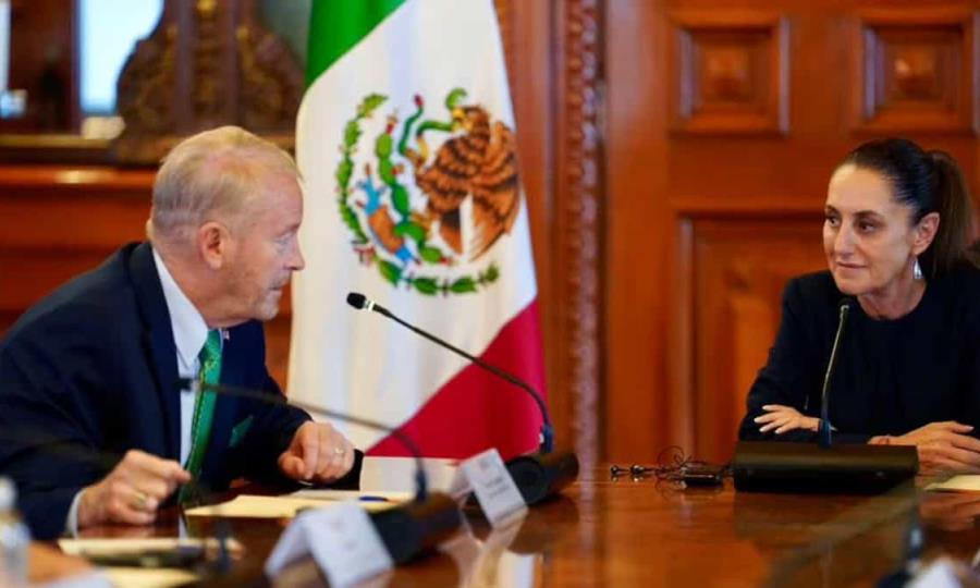 Cárteles del narcotráfico enfrentan crisis financiera según embajador Johnson