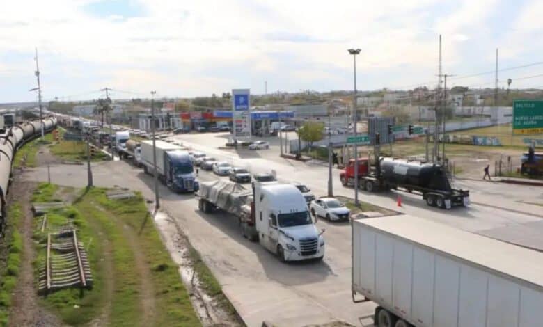 Récord Histórico de Cruce Comercial en el Puente Internacional Dos