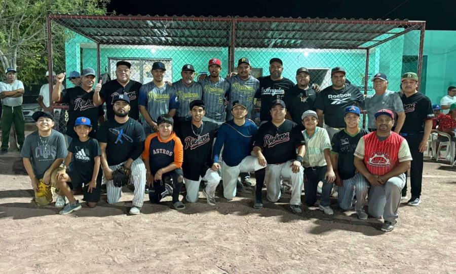 Rieleros vencen a Salvajes en final emocionante de Softbol C-2