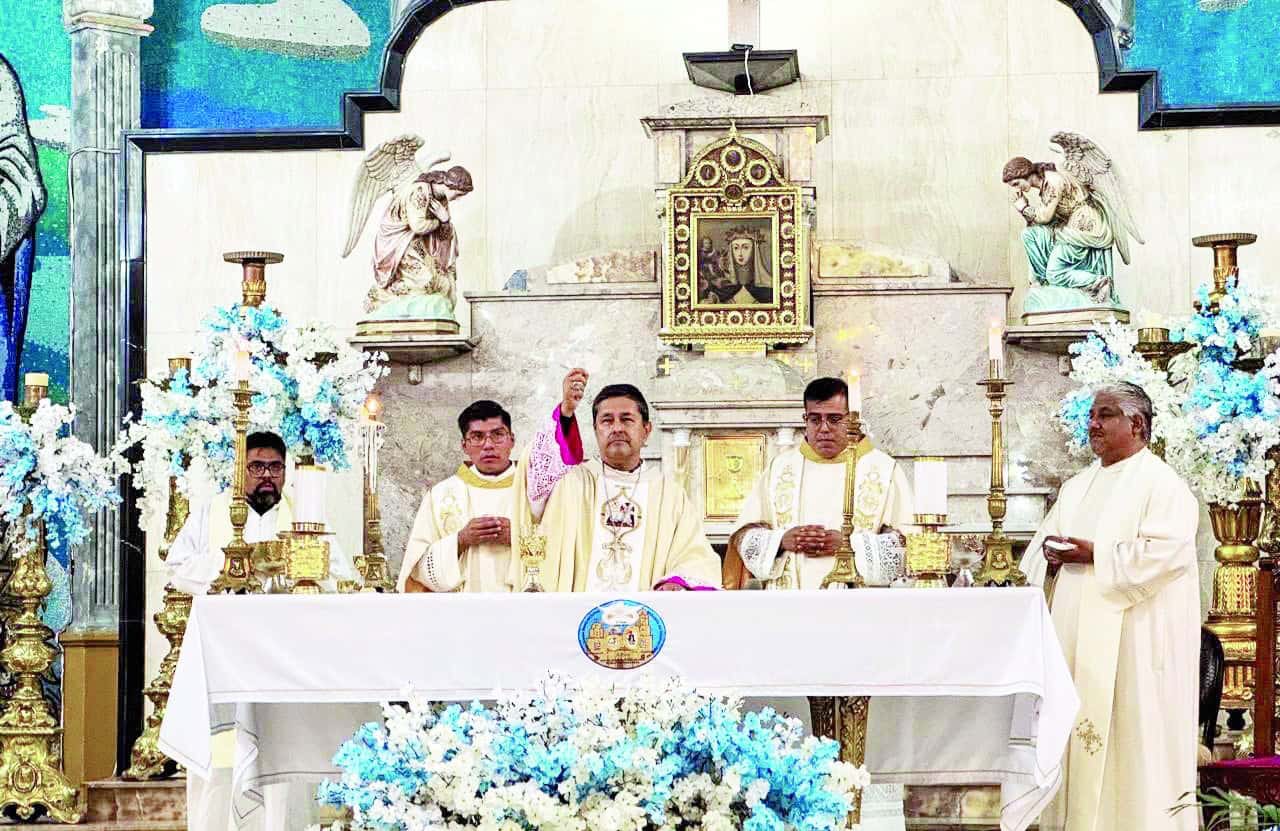 Emotiva celebración en Múzquiz por aniversario del Obispo Alfonso Gerardo Miranda Guardiola
