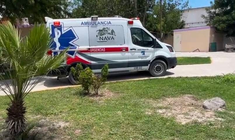 Atropellan a motociclista en Nava; conductor huye y es detenido