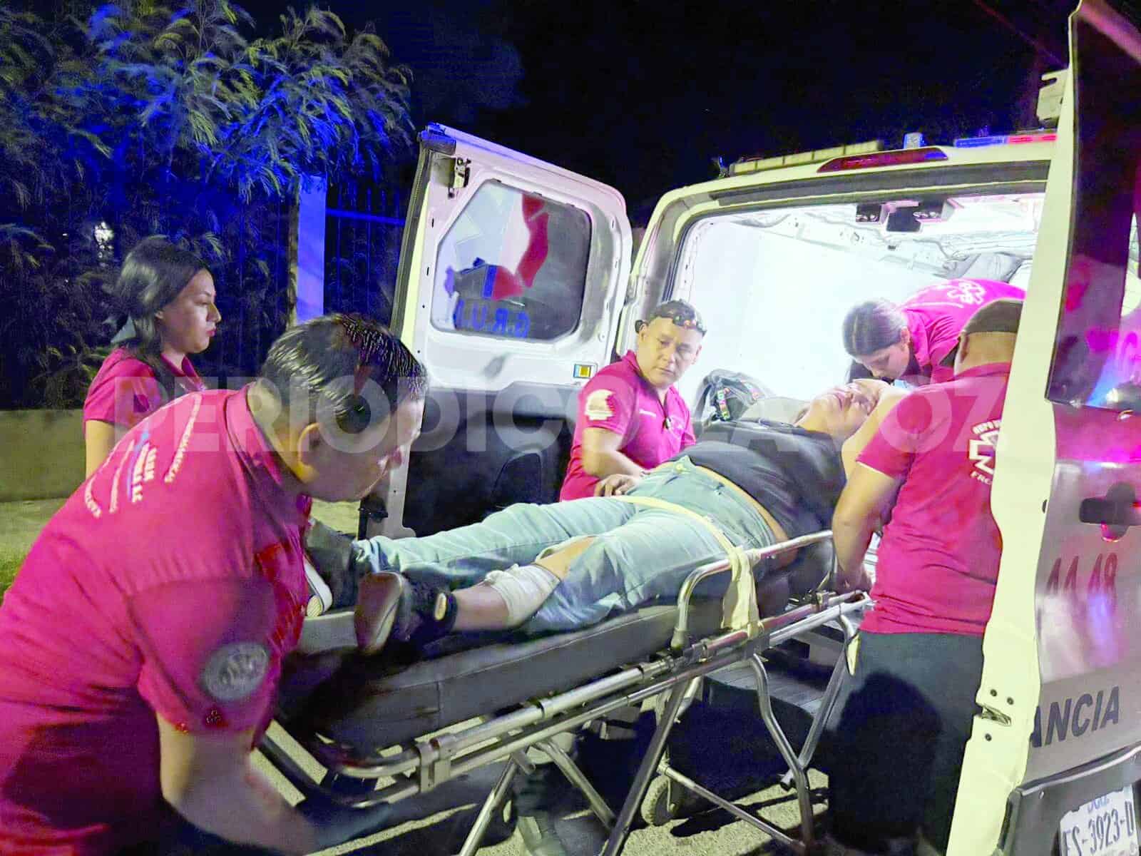 Perro callejero hiere a mujer en Monclova Centro