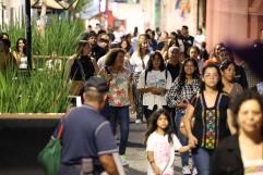 Tunas Universitarias de Coahuila deleitan en Callejoneada