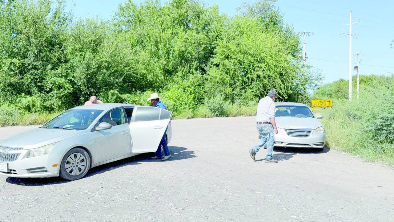 Ejidatarios y empresa dialogan por paso de servidumbre
