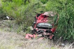 Sobreviven padre  e hijo a volcadura en la federal 53