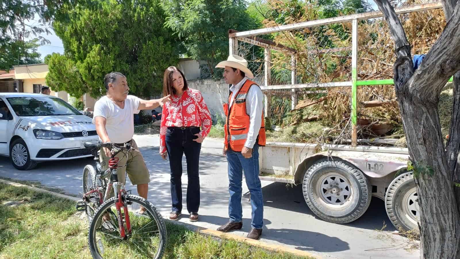 Avanza la instalación de luminarias LED en Frontera de la mano de la alcaldesa