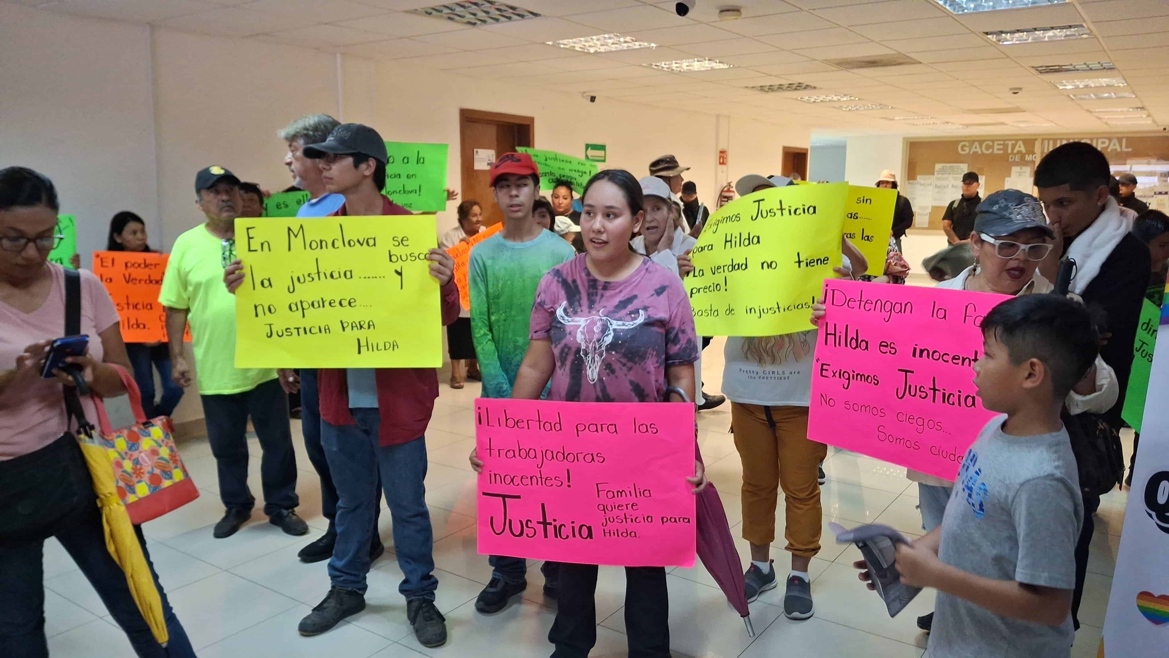 Familiares y allegados exigen justicia para Hilda Natalia