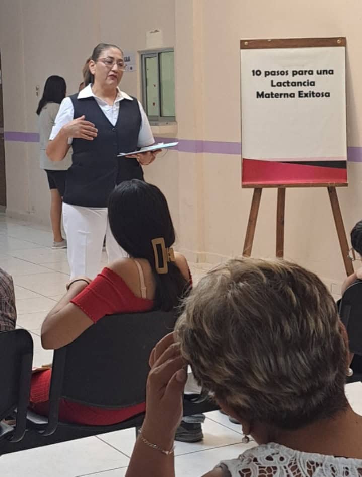 Hospital de Allende promueve lactancia materna con charla educativa para madres