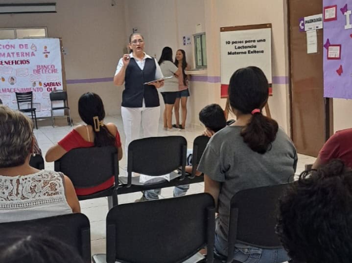 Hospital de Allende promueve lactancia materna con charla educativa para madres
