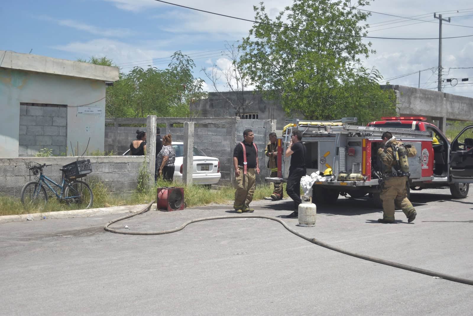 Incendio de casa cobra la vida de dos gatitos