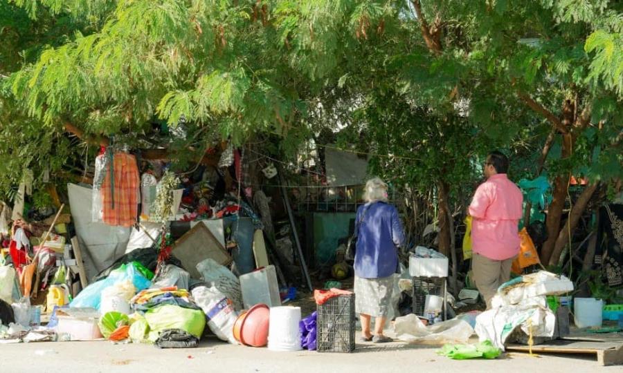 Salud Municipal interviene viviendas con acumulación de basura en Frontera