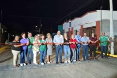 Alcalde de Monclova mejora vialidad con pavimentación de calle Apóstol Pedro