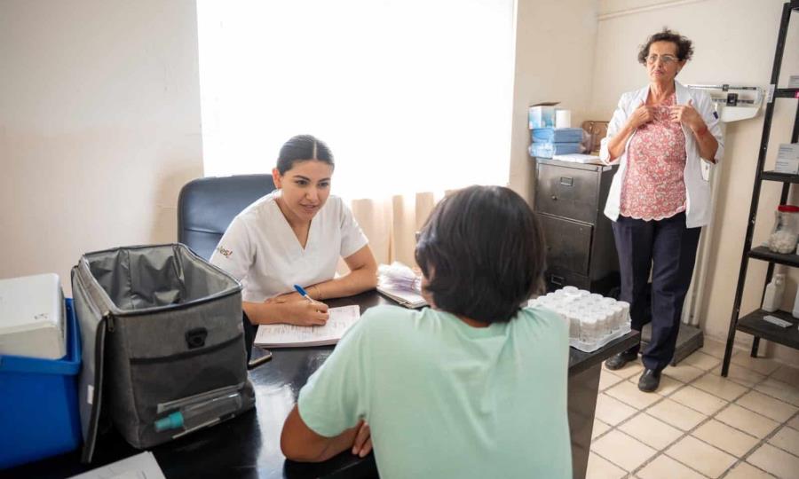 Arranca campaña de Papanicolaou en Castaños para prevenir cáncer cervicouterino