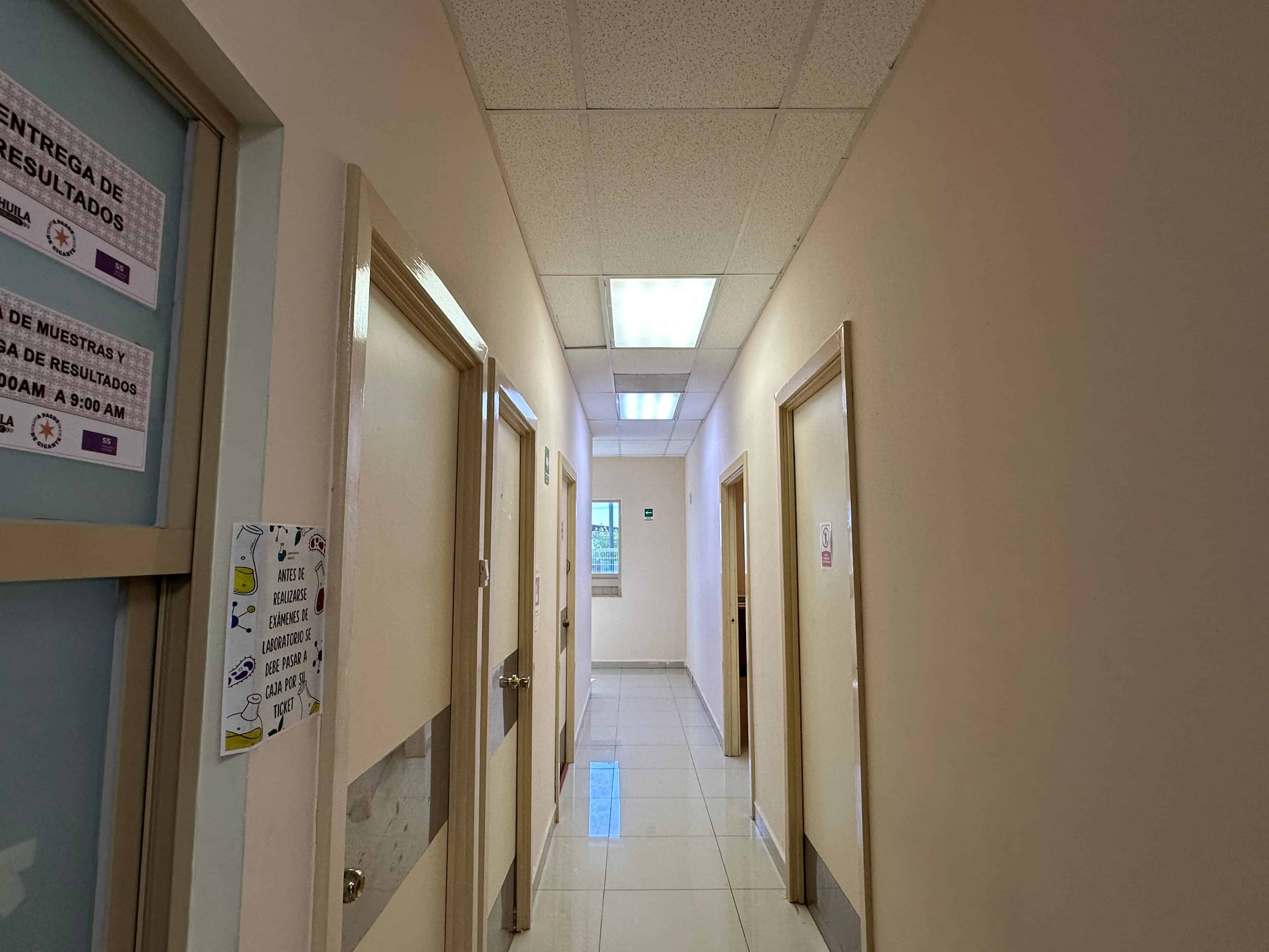 Reparan fugas en el Hospital General; director asegura que no hubo daños en equipos