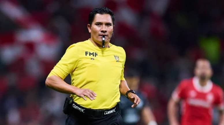 David Faitelson critica al Cantante Guerrero por minimizar amenazas a árbitra mexicana