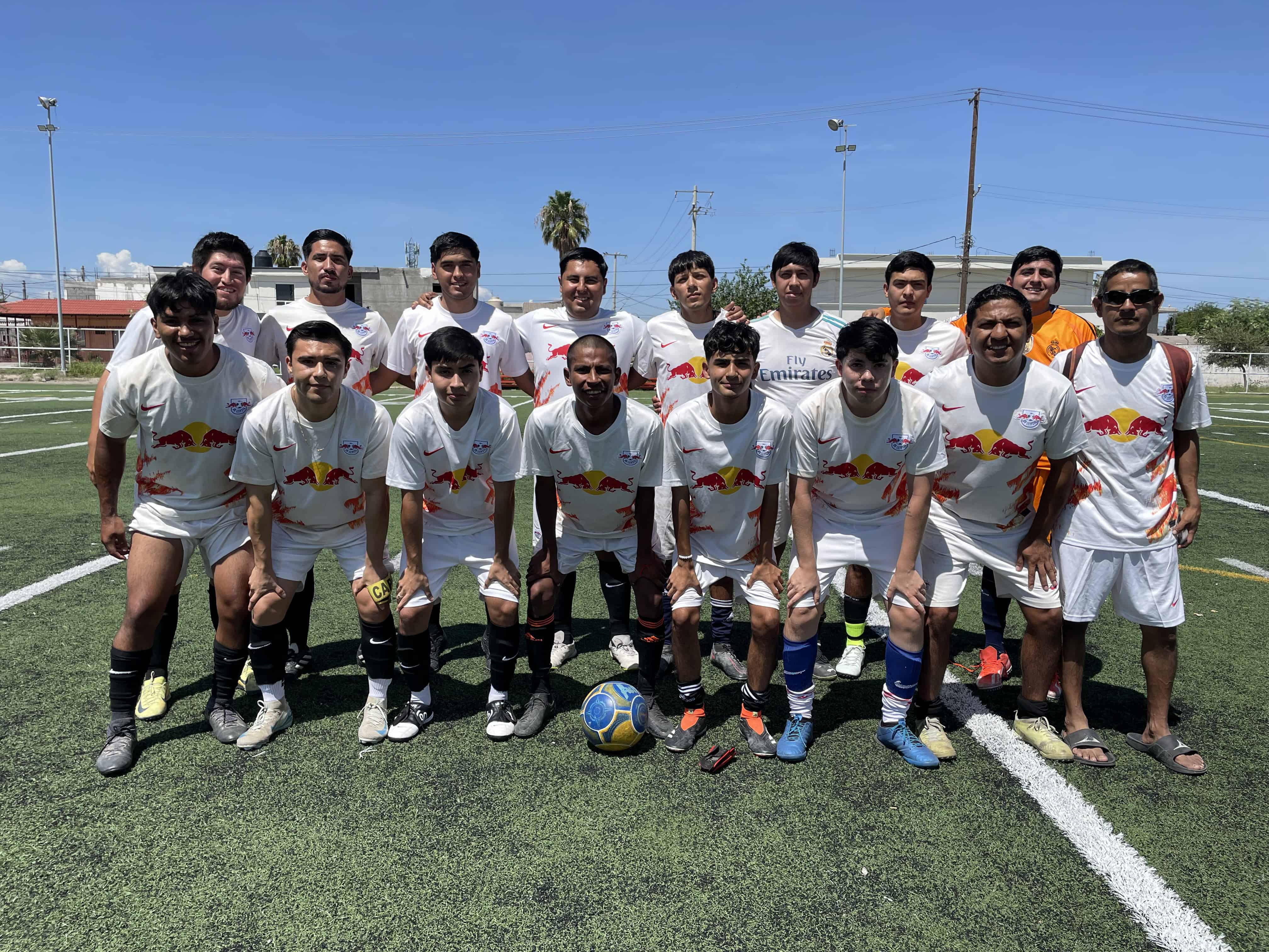 Actuación estelar de Inri Ibarra impulsa a Insupla FC a la final