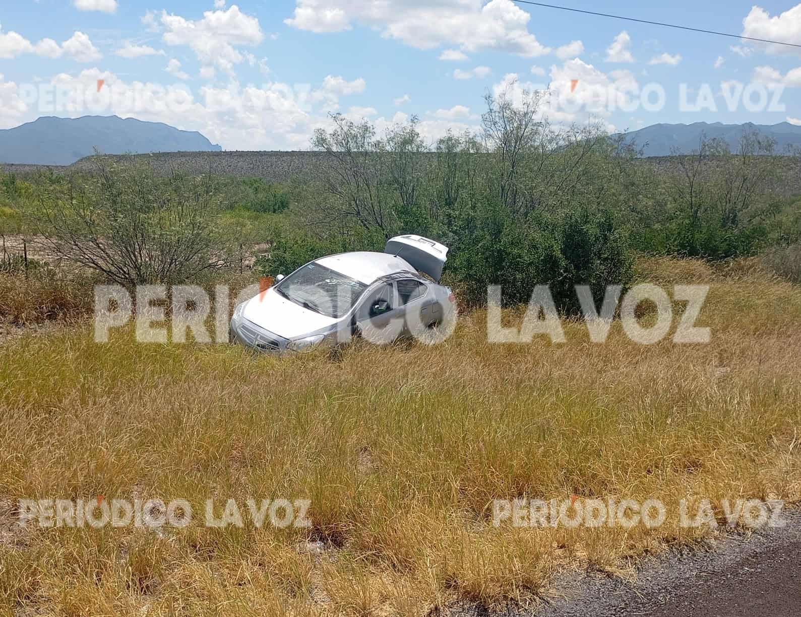 Hombre sobrevive a aparatosa volcadura en carretera federal 57