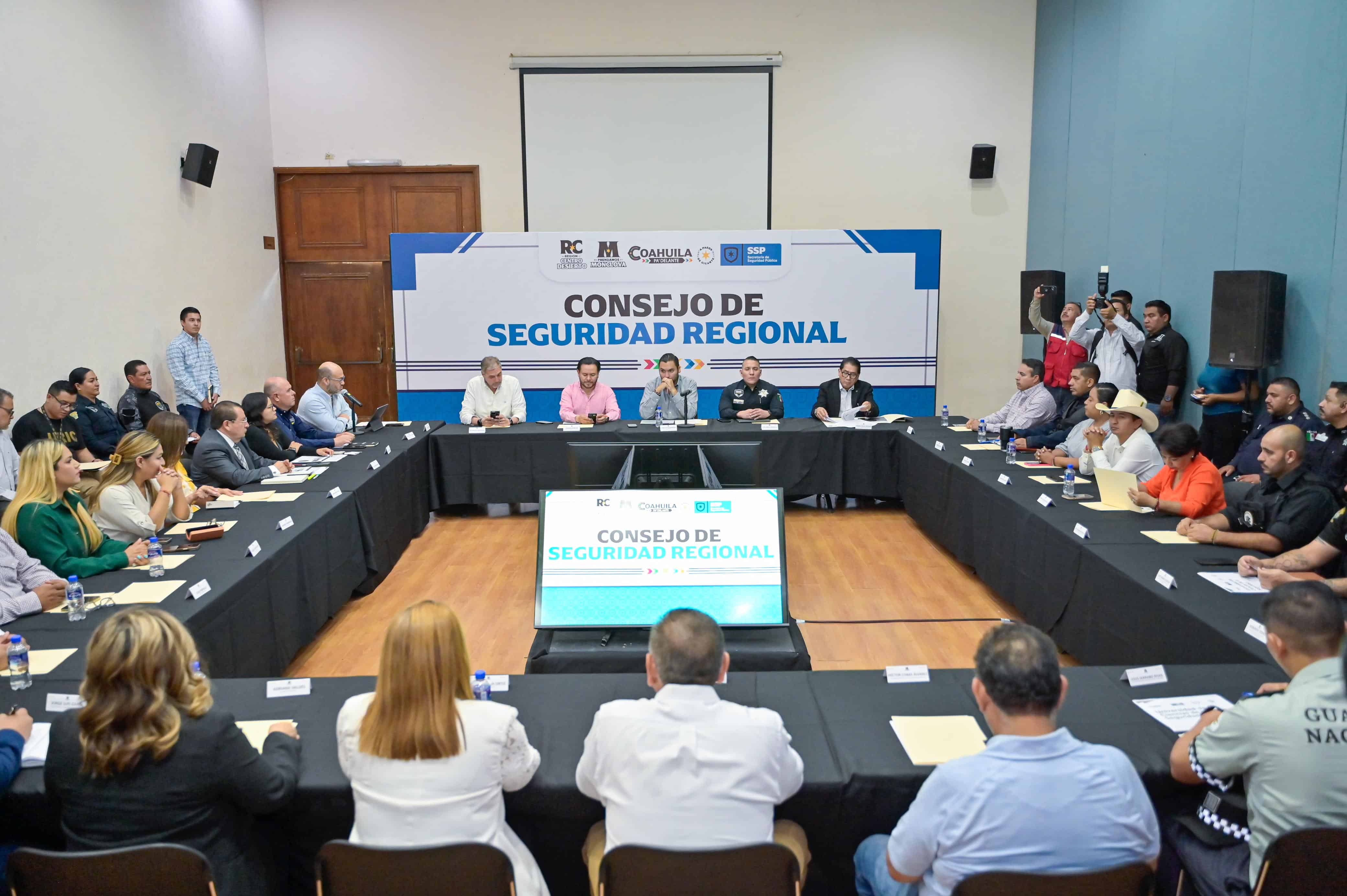 Carlos Villarreal Pérez lidera creación de Academia Regional de Policías