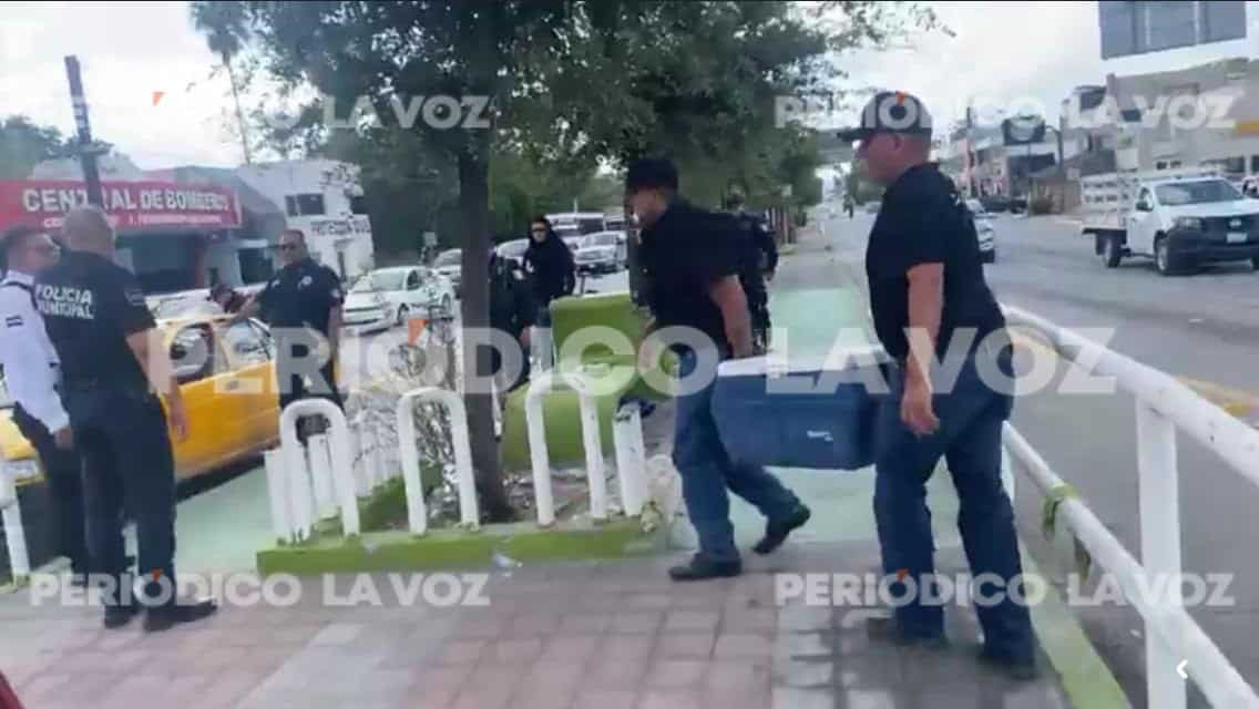 Intervención policial en cruce de Monclova por vendedores ambulantes
