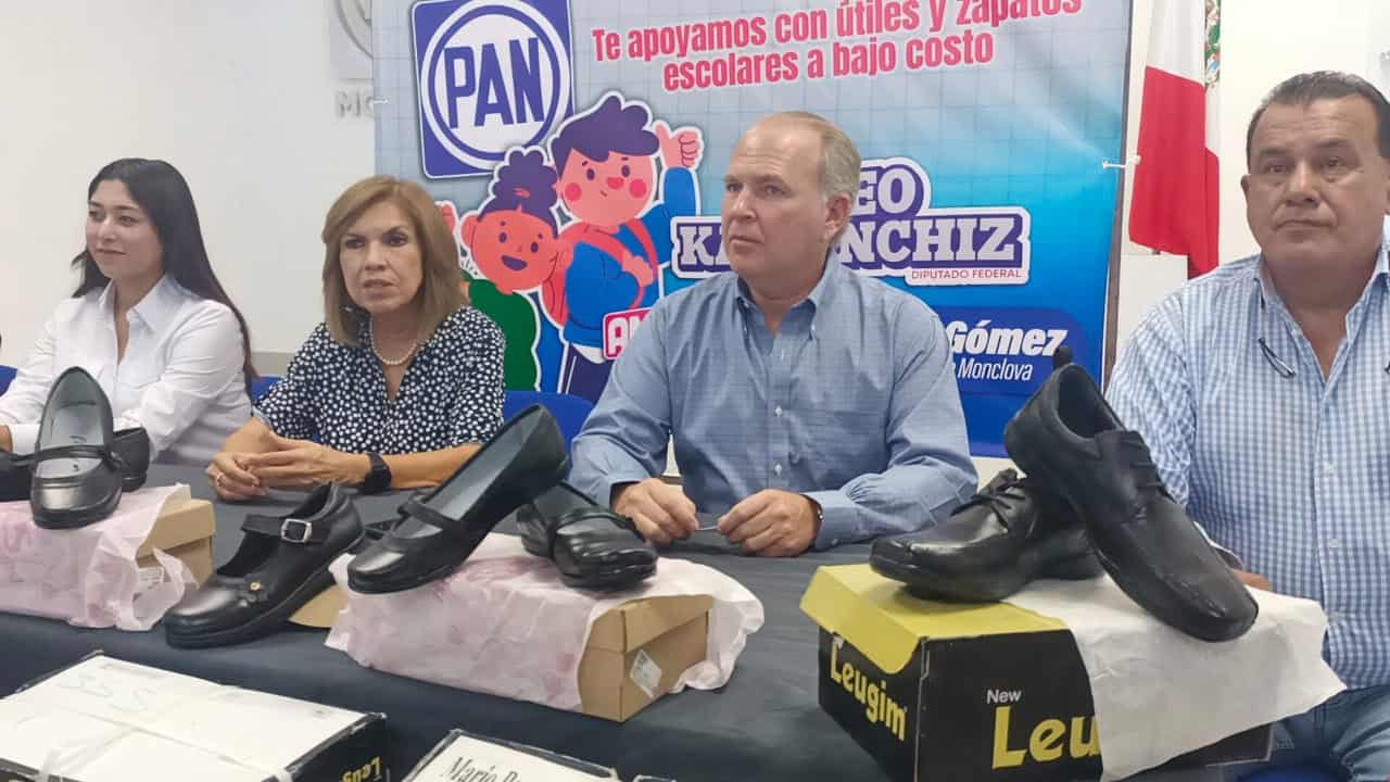 Programa Dejando Huella al Regreso a Clases ofrece zapatos escolares a bajo costo en Monclova