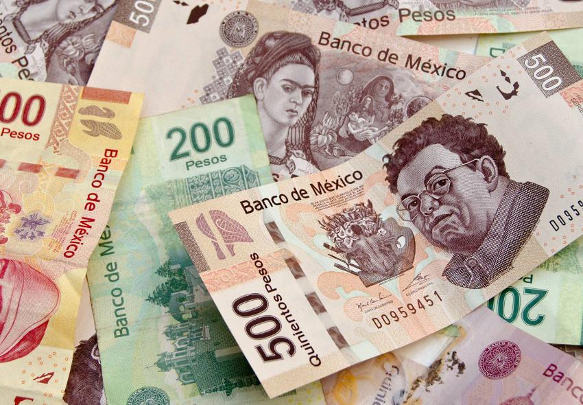 Inflación en México baja más de lo previsto en julio