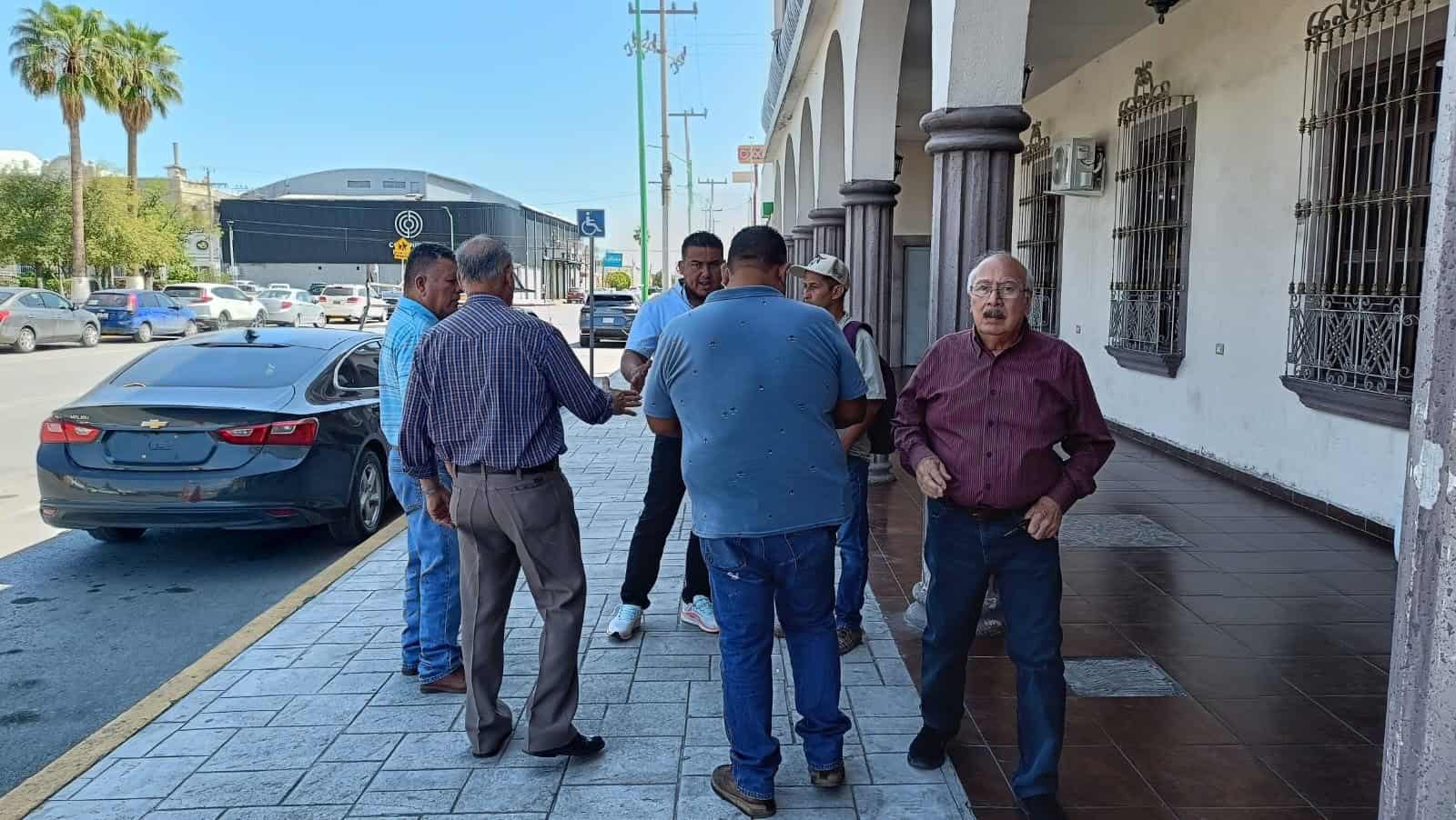 Reunión en Frontera por Competencia Desleal en Transporte Urbano