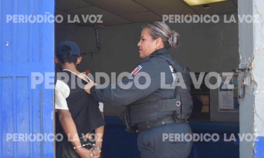 Altercado en Monclova: Joven Detenido por Causar Disturbios en El Pueblo