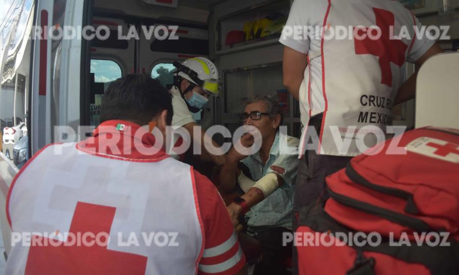 Accidente en Centro de Monclova deja a adulto mayor lesionado